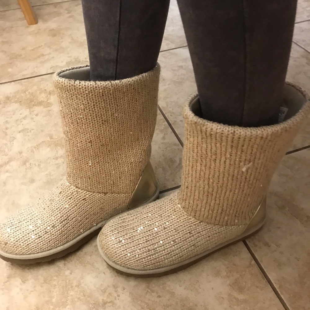 Arizona Jeans Co mid calf knit boots
